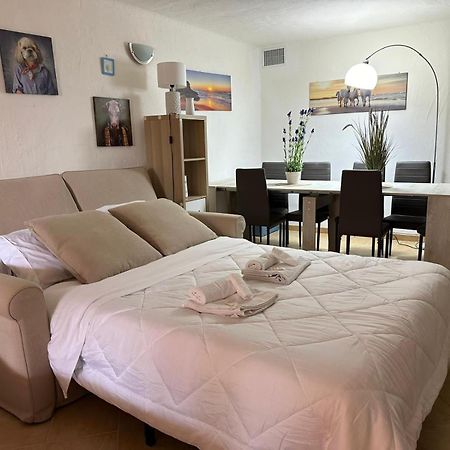 Lightblue-Celeste Central Apartment In Porto Rotondo Ngoại thất bức ảnh